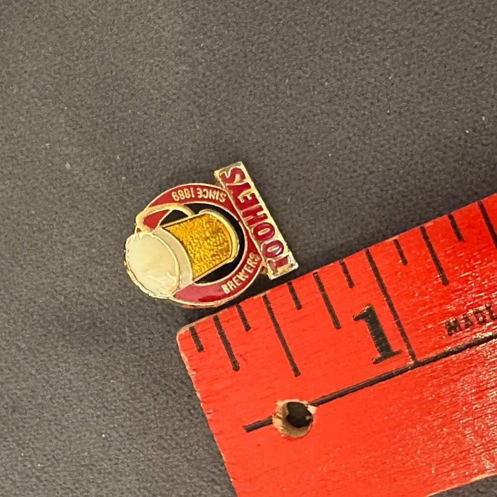 Tooheys Brewers‎ Since 1869 Beer Mug Collectible Enamel Pin